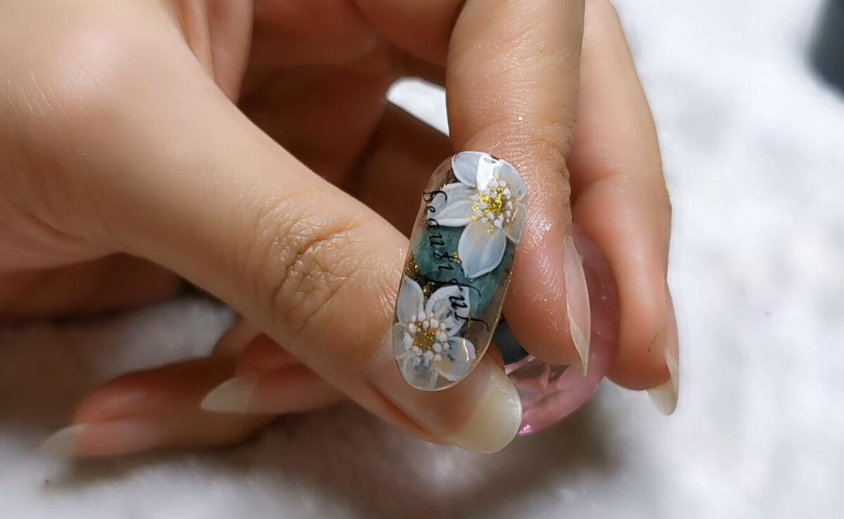 20200227圓筆花美甲.jpg