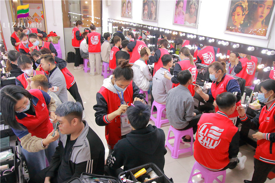 男士妝容的化妝技巧，南寧彩妝培訓(xùn)分享