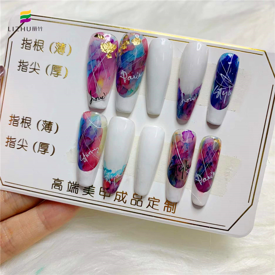 穿戴美甲是什么？麗竹美甲學(xué)校幫你解答