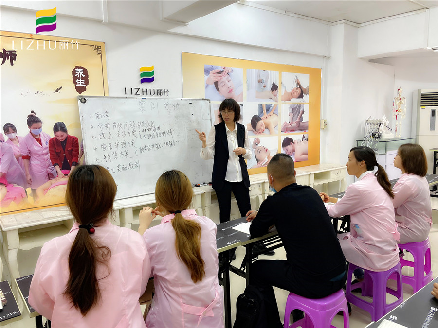 學(xué)習(xí)案例分析的重要性，南寧美容培訓(xùn)班告訴你