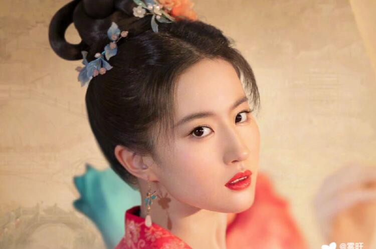 新中式國風(fēng)眼妝 ，廣西專業(yè)正規(guī)彩妝培訓(xùn)學(xué)校課程