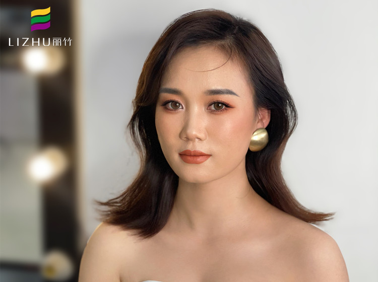 輕泰妝造型，南寧網(wǎng)紅彩妝造型學校作品