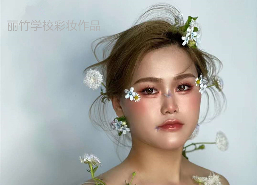 抽絲新娘造型，零基礎(chǔ)學(xué)化妝作品