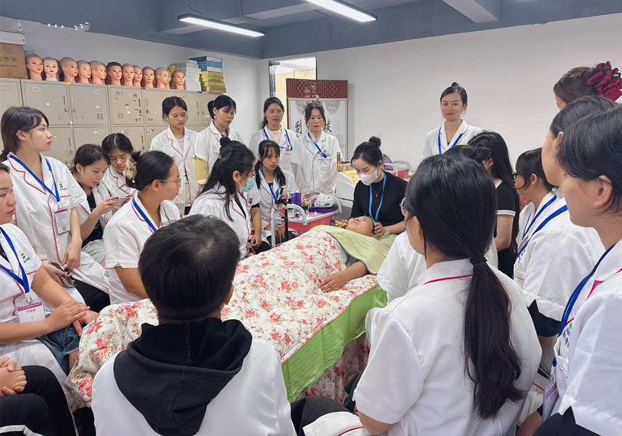 使用美容儀器注意事項(xiàng)，南寧美容儀器培訓(xùn)班教學(xué)