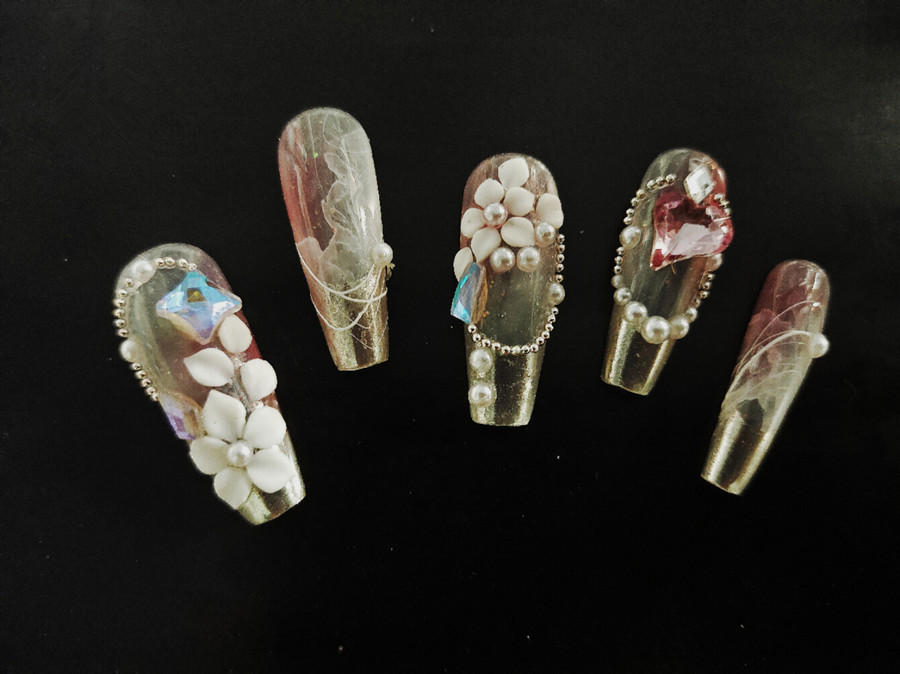 秋冬款尖花美甲，廣西美甲造型