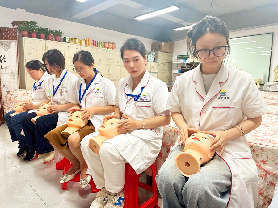 零基礎學美容的入門練習，廣西美容師日常