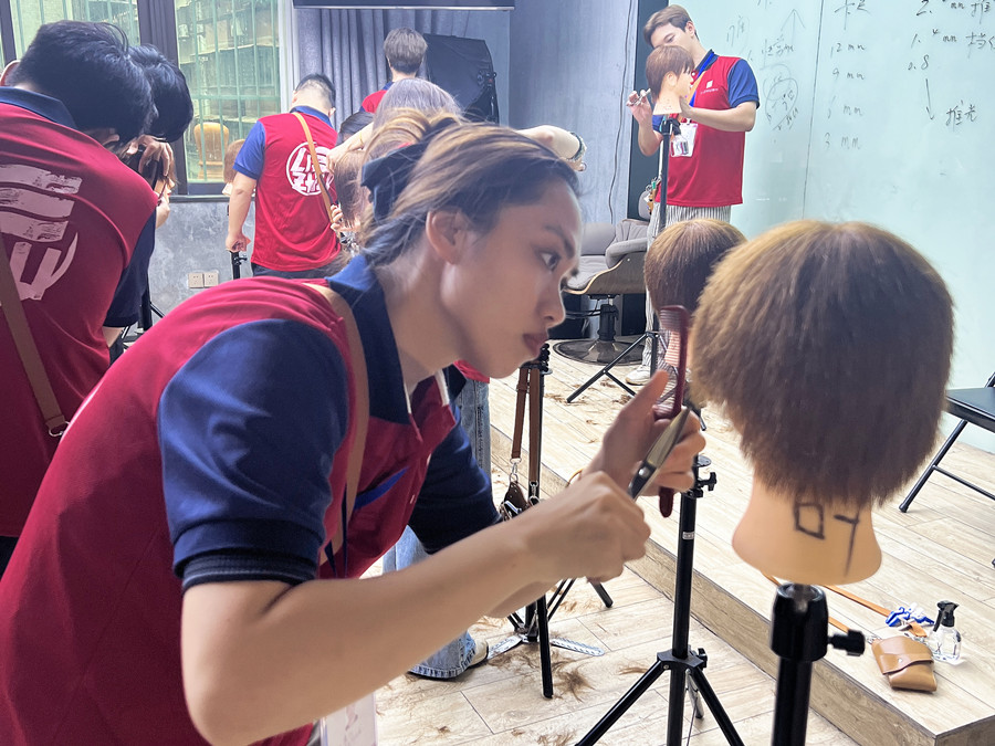 美發(fā)新手核心技術(shù)點，廣西剪發(fā)造型學(xué)校分享